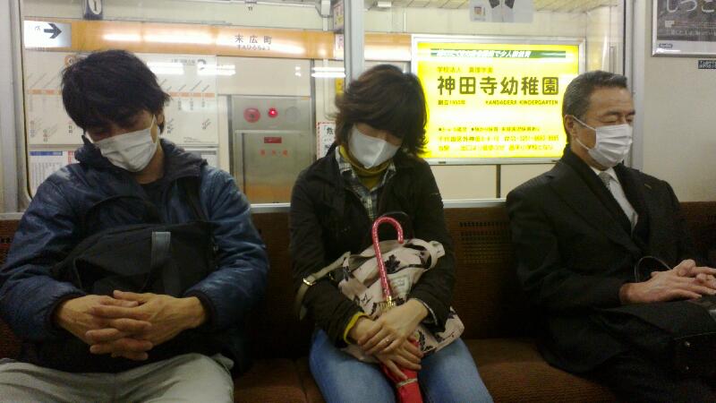 2014-03-30-Typical-Tokyo-metro-scene.md_14030140.jpg